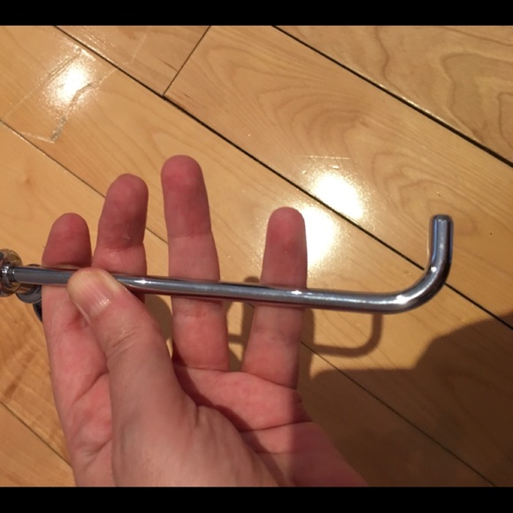 New Toilet paper holder - Picture 4 of 4